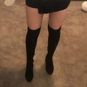 OVER THE KNEE BOOTS